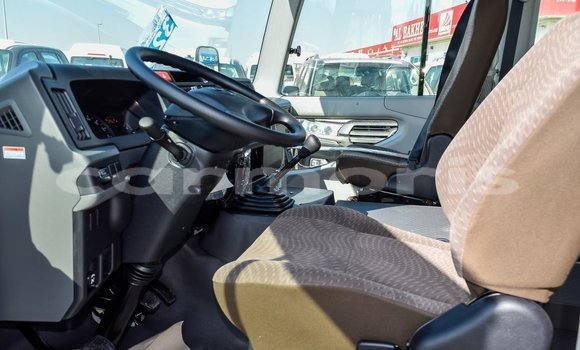 Acheter Import Voiture Toyota Coaster Blanc à Import - Dubai, Îles Agalega Acheter Import Voiture Toyota Coaster Blanc à Import - Dubai, Îles Agalega