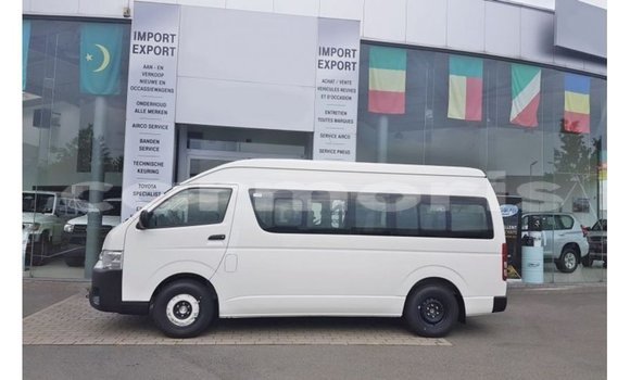 Buy Import Toyota Hiace White Car in Import - Dubai in Agalega Islands Buy Import Toyota Hiace White Car in Import - Dubai in Agalega Islands