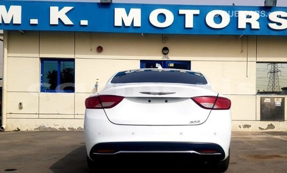 Buy Import Chrysler 200 White Car in Import - Dubai in Agalega Islands Buy Import Chrysler 200 White Car in Import - Dubai in Agalega Islands