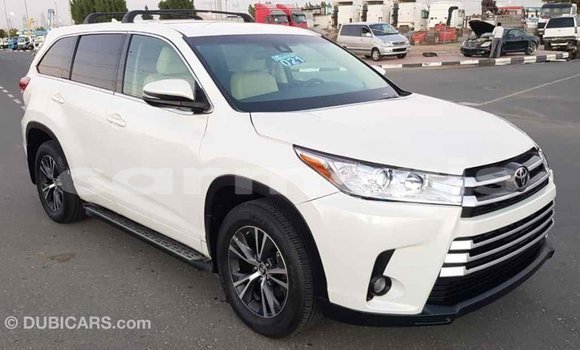 Buy Import Toyota Highlander White Car in Import - Dubai in Agalega Islands Buy Import Toyota Highlander White Car in Import - Dubai in Agalega Islands