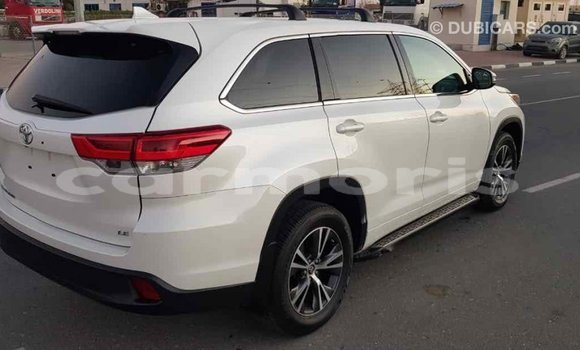 Buy Import Toyota Highlander White Car in Import - Dubai in Agalega Islands Buy Import Toyota Highlander White Car in Import - Dubai in Agalega Islands