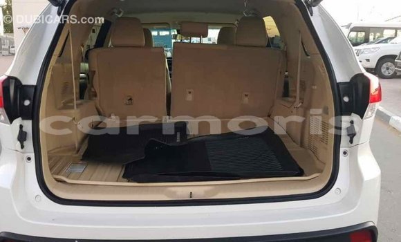 Buy Import Toyota Highlander White Car in Import - Dubai in Agalega Islands Buy Import Toyota Highlander White Car in Import - Dubai in Agalega Islands