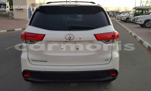 Buy Import Toyota Highlander White Car in Import - Dubai in Agalega Islands Buy Import Toyota Highlander White Car in Import - Dubai in Agalega Islands