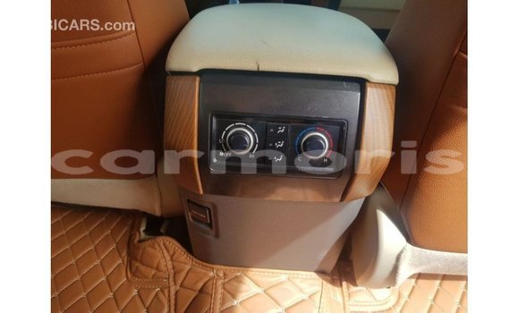 Buy Import Toyota Land Cruiser White Car in Import - Dubai in Agalega Islands Buy Import Toyota Land Cruiser White Car in Import - Dubai in Agalega Islands