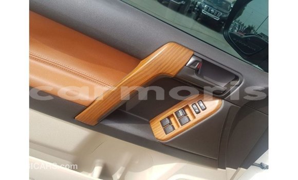 Buy Import Toyota Land Cruiser White Car in Import - Dubai in Agalega Islands Buy Import Toyota Land Cruiser White Car in Import - Dubai in Agalega Islands