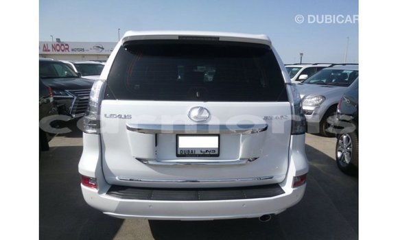 Acheter Import Voiture Lexus GX Blanc à Import - Dubai, Îles Agalega Acheter Import Voiture Lexus GX Blanc à Import - Dubai, Îles Agalega