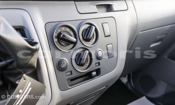 Acheter Import Voiture Nissan Urvan Blanc à Import - Dubai, Îles Agalega Acheter Import Voiture Nissan Urvan Blanc à Import - Dubai, Îles Agalega