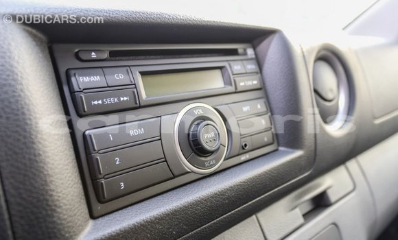 Acheter Import Voiture Nissan Urvan Blanc à Import - Dubai, Îles Agalega Acheter Import Voiture Nissan Urvan Blanc à Import - Dubai, Îles Agalega