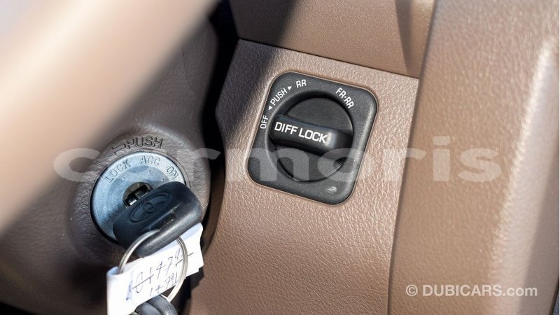 Big with watermark toyota land cruiser agalega islands import dubai 4140