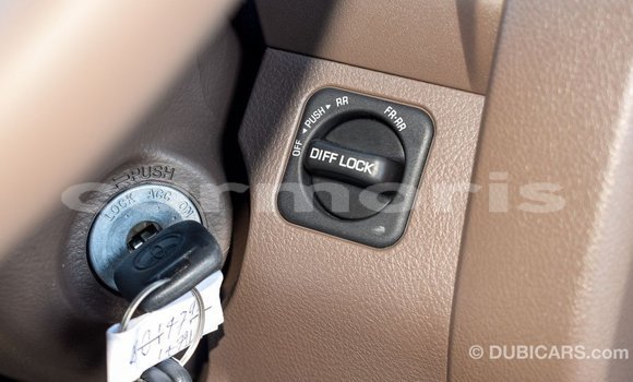 Buy Import Toyota Land Cruiser Beige Car in Import - Dubai in Agalega Islands Buy Import Toyota Land Cruiser Beige Car in Import - Dubai in Agalega Islands