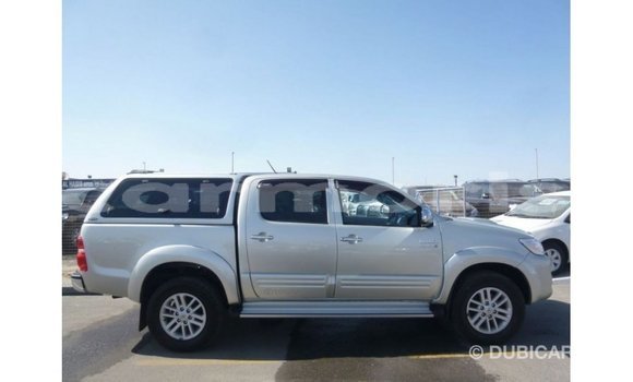 Acheter Import Voiture Toyota Hilux Autre à Import - Dubai, Îles Agalega Acheter Import Voiture Toyota Hilux Autre à Import - Dubai, Îles Agalega