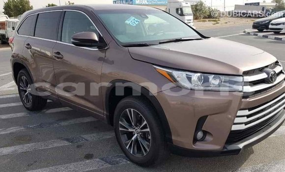 Buy Import Toyota Highlander Brown Car in Import - Dubai in Agalega Islands Buy Import Toyota Highlander Brown Car in Import - Dubai in Agalega Islands