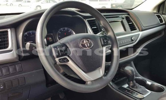 Buy Import Toyota Highlander Brown Car in Import - Dubai in Agalega Islands Buy Import Toyota Highlander Brown Car in Import - Dubai in Agalega Islands