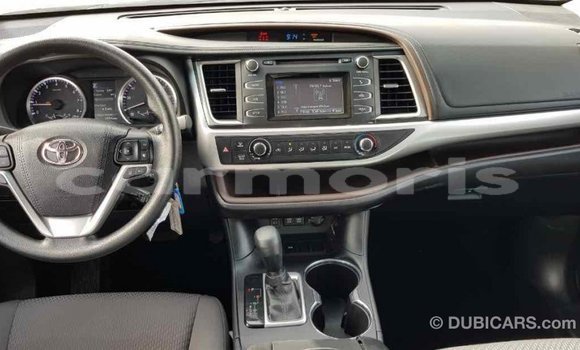 Buy Import Toyota Highlander Brown Car in Import - Dubai in Agalega Islands Buy Import Toyota Highlander Brown Car in Import - Dubai in Agalega Islands