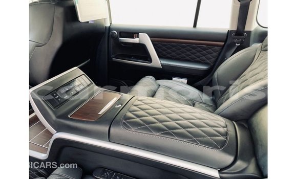 Buy Import Toyota Land Cruiser Black Car in Import - Dubai in Agalega Islands Buy Import Toyota Land Cruiser Black Car in Import - Dubai in Agalega Islands