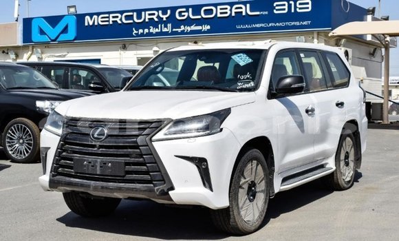 Acheter Import Voiture Lexus LX Blanc à Import - Dubai, Îles Agalega Acheter Import Voiture Lexus LX Blanc à Import - Dubai, Îles Agalega