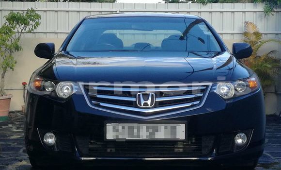 Buy Used Honda Accord Black Car in Moka in Moka