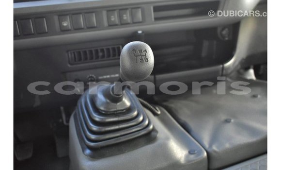 Acheter Import Voiture Toyota Coaster Blanc à Import - Dubai, Îles Agalega Acheter Import Voiture Toyota Coaster Blanc à Import - Dubai, Îles Agalega