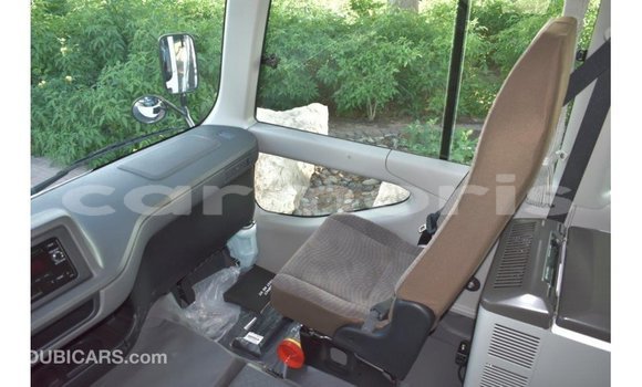 Acheter Import Voiture Toyota Coaster Blanc à Import - Dubai, Îles Agalega Acheter Import Voiture Toyota Coaster Blanc à Import - Dubai, Îles Agalega