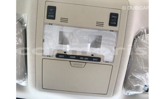 Acheter Import Voiture Toyota Land Cruiser Blanc à Import - Dubai, Îles Agalega Acheter Import Voiture Toyota Land Cruiser Blanc à Import - Dubai, Îles Agalega