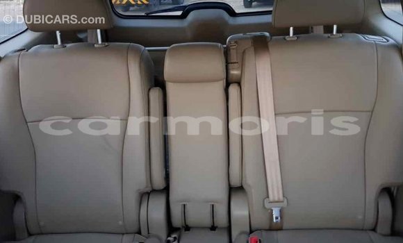 Buy Import Toyota Highlander Green Car in Import - Dubai in Agalega Islands Buy Import Toyota Highlander Green Car in Import - Dubai in Agalega Islands