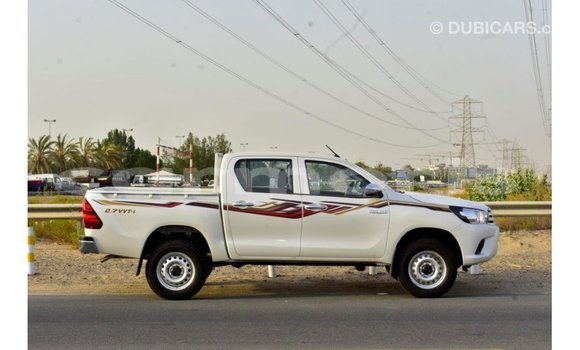 Acheter Import Voiture Toyota Hilux Blanc à Import - Dubai, Îles Agalega Acheter Import Voiture Toyota Hilux Blanc à Import - Dubai, Îles Agalega