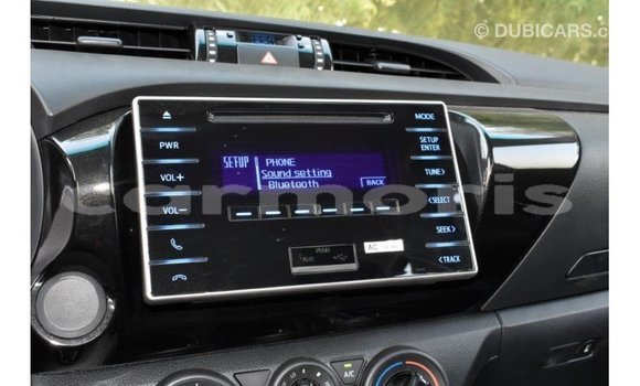 Acheter Import Voiture Toyota Hilux Blanc à Import - Dubai, Îles Agalega Acheter Import Voiture Toyota Hilux Blanc à Import - Dubai, Îles Agalega