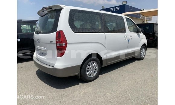 Buy Import Hyundai Accent White Car in Import - Dubai in Agalega Islands Buy Import Hyundai Accent White Car in Import - Dubai in Agalega Islands