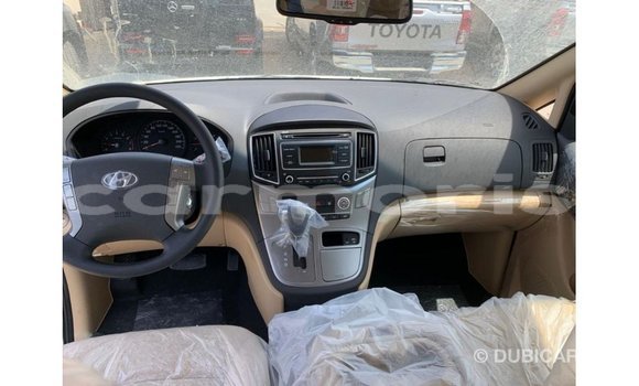 Buy Import Hyundai Accent White Car in Import - Dubai in Agalega Islands Buy Import Hyundai Accent White Car in Import - Dubai in Agalega Islands