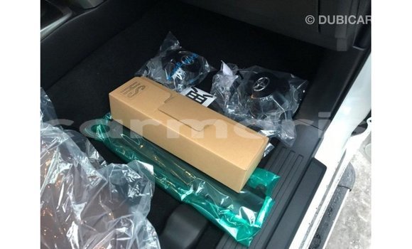 Buy Import Toyota HiAce White Truck in Import - Dubai in Agalega Islands Buy Import Toyota HiAce White Truck in Import - Dubai in Agalega Islands