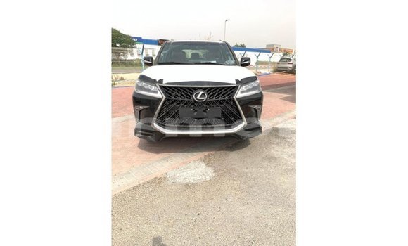 Acheter Import Voiture Lexus LX Noir à Import - Dubai, Îles Agalega Acheter Import Voiture Lexus LX Noir à Import - Dubai, Îles Agalega
