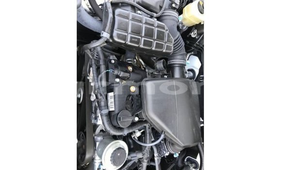 Acheter Import Voiture Toyota Prado Blanc à Import - Dubai, Îles Agalega Acheter Import Voiture Toyota Prado Blanc à Import - Dubai, Îles Agalega