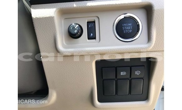 Acheter Import Voiture Toyota Prado Blanc à Import - Dubai, Îles Agalega Acheter Import Voiture Toyota Prado Blanc à Import - Dubai, Îles Agalega
