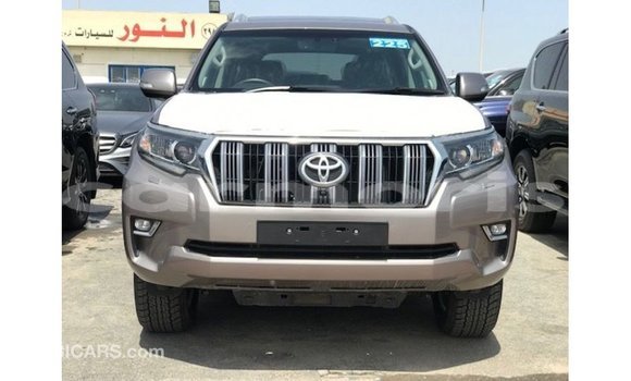 Acheter Import Voiture Toyota Prado Autre à Import - Dubai, Îles Agalega Acheter Import Voiture Toyota Prado Autre à Import - Dubai, Îles Agalega