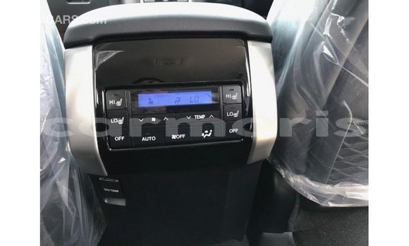 Acheter Import Voiture Toyota Prado Autre à Import - Dubai, Îles Agalega Acheter Import Voiture Toyota Prado Autre à Import - Dubai, Îles Agalega