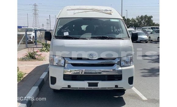 Buy Import Toyota Hiace White Car in Import - Dubai in Agalega Islands Buy Import Toyota Hiace White Car in Import - Dubai in Agalega Islands