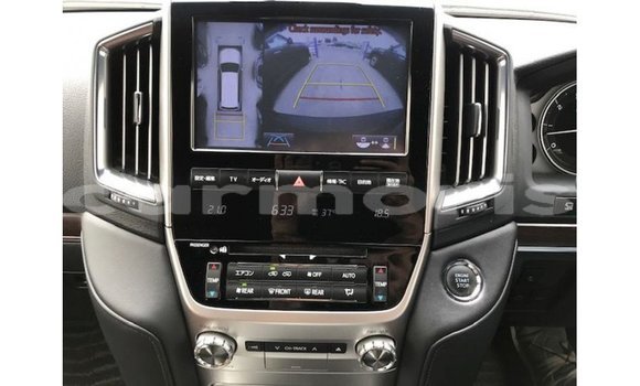 Acheter Import Voiture Toyota Land Cruiser Noir à Import - Dubai, Îles Agalega Acheter Import Voiture Toyota Land Cruiser Noir à Import - Dubai, Îles Agalega