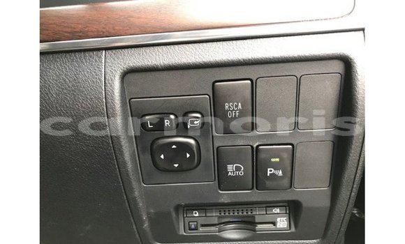 Acheter Import Voiture Toyota Land Cruiser Noir à Import - Dubai, Îles Agalega Acheter Import Voiture Toyota Land Cruiser Noir à Import - Dubai, Îles Agalega