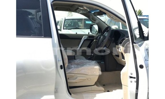 Buy Import Toyota Prado White Car in Import - Dubai in Agalega Islands Buy Import Toyota Prado White Car in Import - Dubai in Agalega Islands