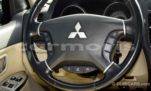 Buy Import Mitsubishi Pajero White Car in Import - Dubai in Agalega Islands Buy Import Mitsubishi Pajero White Car in Import - Dubai in Agalega Islands