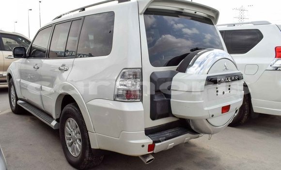 Buy Import Mitsubishi Pajero White Car in Import - Dubai in Agalega Islands Buy Import Mitsubishi Pajero White Car in Import - Dubai in Agalega Islands