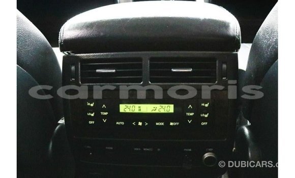 Acheter Import Voiture Toyota Land Cruiser Blanc à Import - Dubai, Îles Agalega Acheter Import Voiture Toyota Land Cruiser Blanc à Import - Dubai, Îles Agalega
