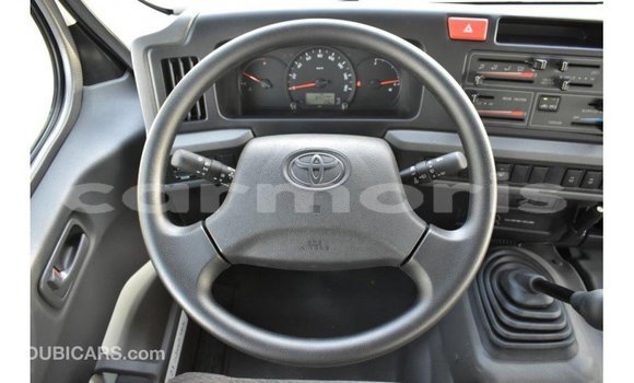 Acheter Import Voiture Toyota Coaster Blanc à Import - Dubai, Îles Agalega Acheter Import Voiture Toyota Coaster Blanc à Import - Dubai, Îles Agalega