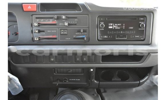 Acheter Import Voiture Toyota Coaster Blanc à Import - Dubai, Îles Agalega Acheter Import Voiture Toyota Coaster Blanc à Import - Dubai, Îles Agalega