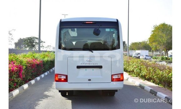 Acheter Import Voiture Toyota Coaster Blanc à Import - Dubai, Îles Agalega Acheter Import Voiture Toyota Coaster Blanc à Import - Dubai, Îles Agalega