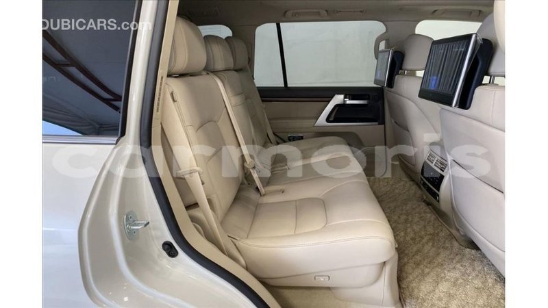 Big with watermark toyota land cruiser agalega islands import dubai 4280