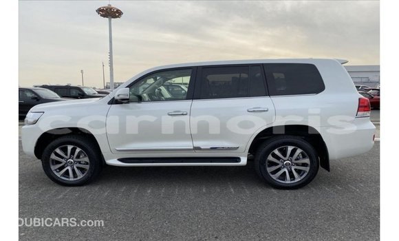Buy Import Toyota Land Cruiser White Car in Import - Dubai in Agalega Islands Buy Import Toyota Land Cruiser White Car in Import - Dubai in Agalega Islands