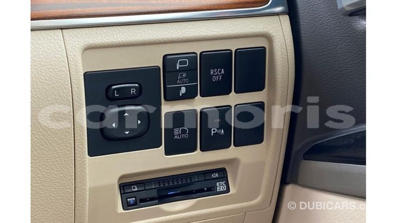 Big with watermark toyota land cruiser agalega islands import dubai 4282