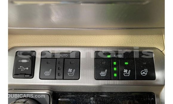 Acheter Import Voiture Toyota Land Cruiser Blanc à Import - Dubai, Îles Agalega Acheter Import Voiture Toyota Land Cruiser Blanc à Import - Dubai, Îles Agalega