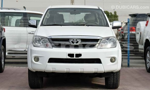 Buy Import Toyota Fortuner White Car in Import - Dubai in Agalega Islands Buy Import Toyota Fortuner White Car in Import - Dubai in Agalega Islands